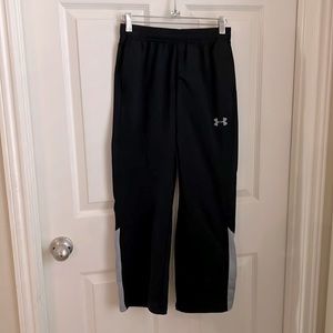 Boys size youth medium black/silver Under Armour track pants.